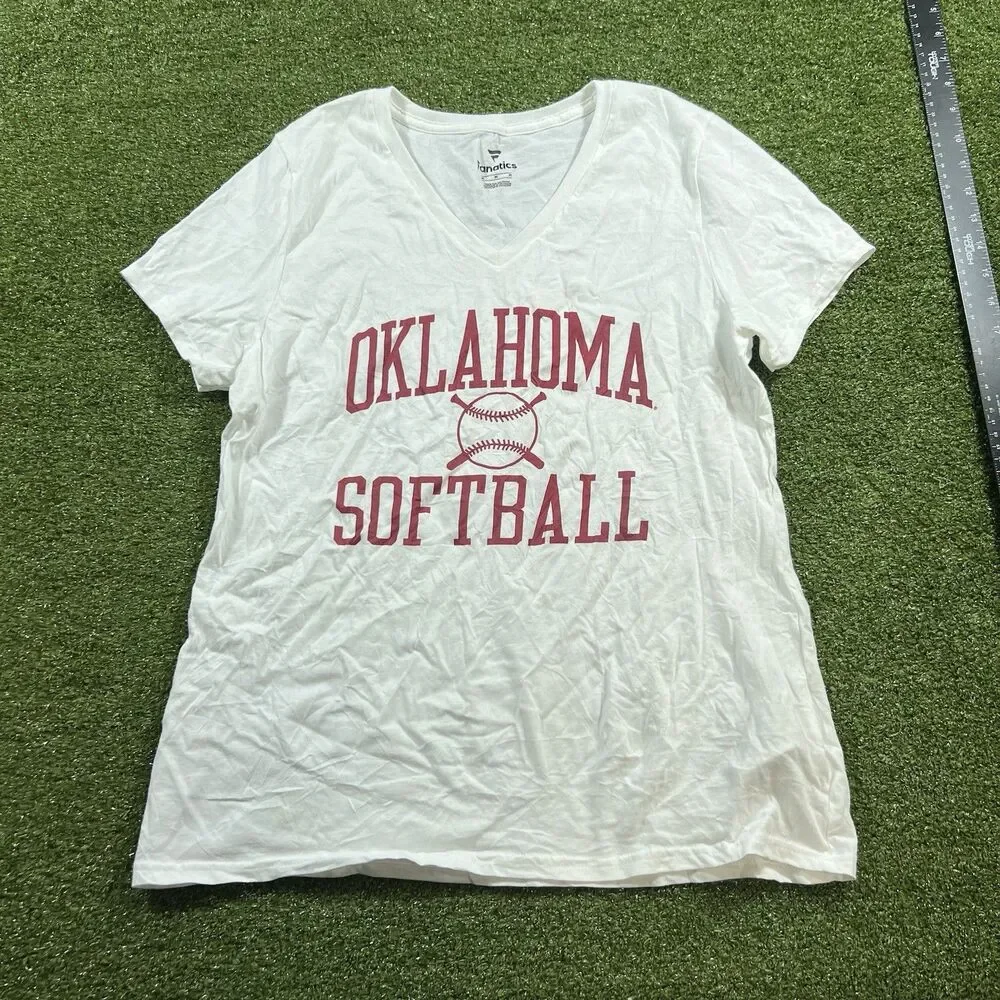 Oklahoma Sooners OU Softball T-shirt Womens Size M White NWOt